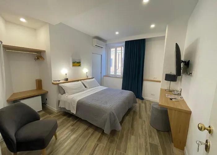 Comfort Astoria Palace Oda ve Kahvaltı