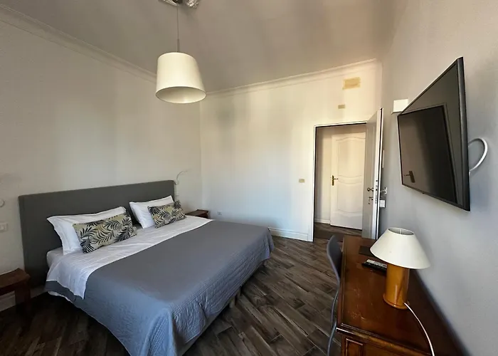 Comfort Astoria Palace Oda ve Kahvaltı 3*