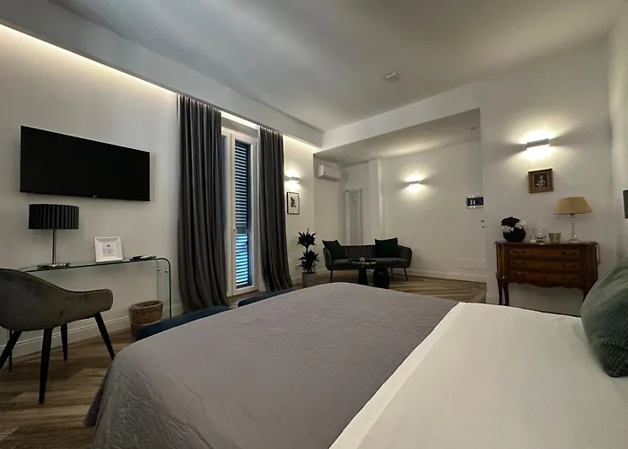 Oda ve Kahvaltı Comfort Astoria Palace Roma
