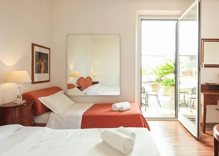 Oda ve Kahvaltı Comfort Astoria Palace 3*