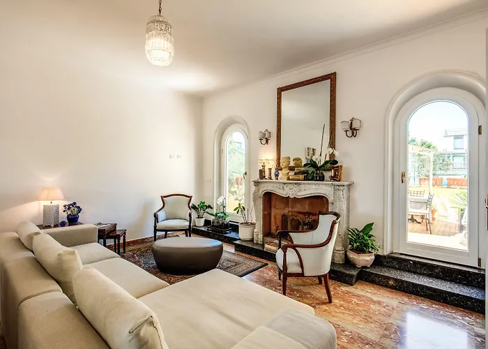 Comfort Astoria Palace Oda ve Kahvaltı Roma