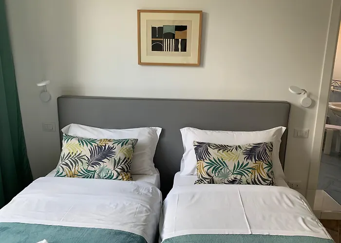 Comfort Astoria Palace Oda ve Kahvaltı 3*