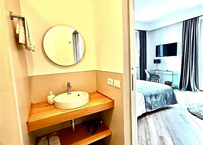 Oda ve Kahvaltı Comfort Astoria Palace 3*